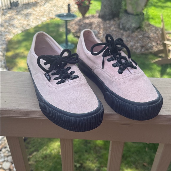 Vans Women's Pink Canvas Sneakers with Black Accents - Picture 1 of 6